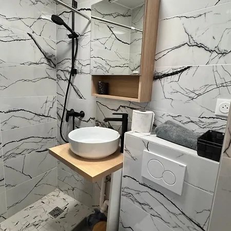 Pantheon Studio 2 Pers * Paris